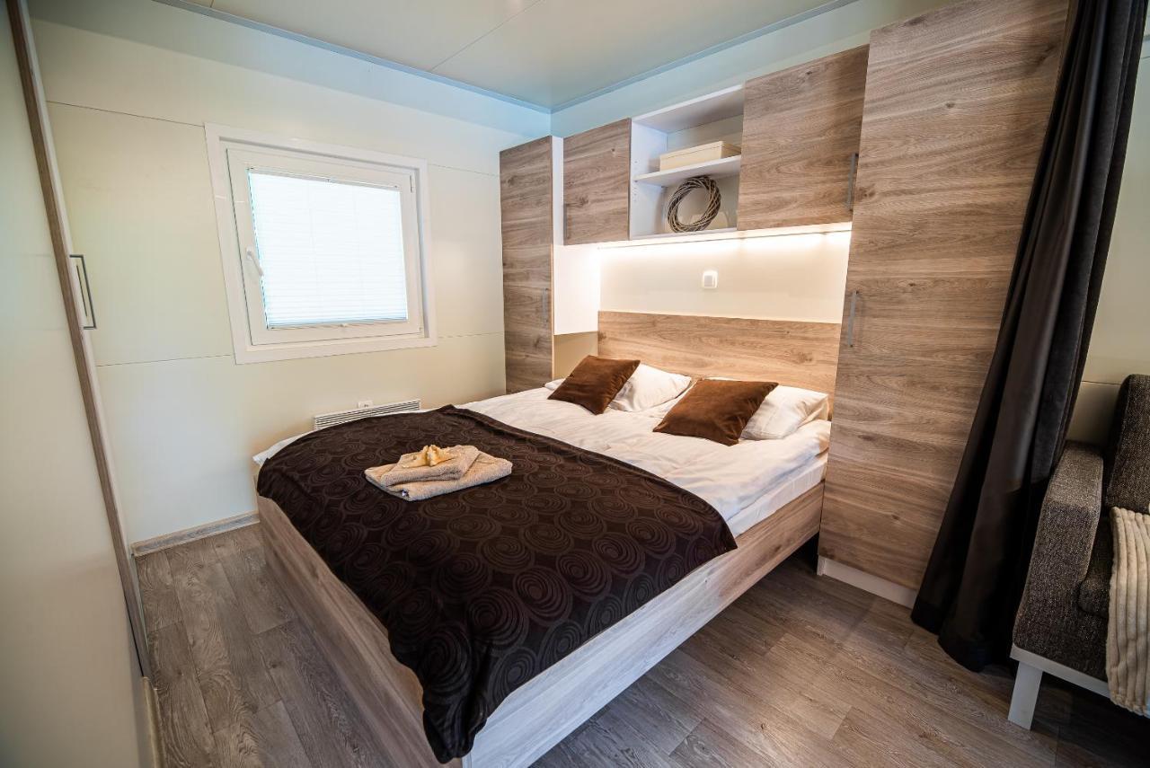Premium Mobile Tree House With Thermal Riviera Tickets Catez ob Savi Dış mekan fotoğraf